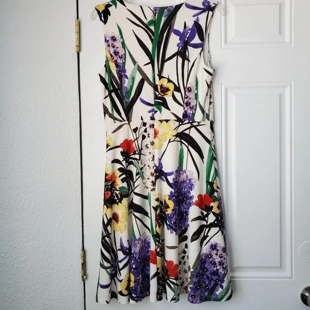 BEAUTIFUL FLORAL SLEEVELESS TOMMY HILFIGER DRESS SIZE 6 - Picture 15 of 16